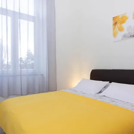 Ana Apartamento Pula